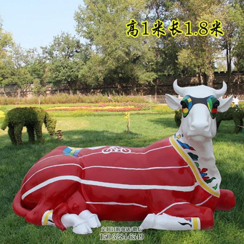 抽象彩绘牛雕塑 景观小品雕塑供需 广场玻璃钢雕塑供求